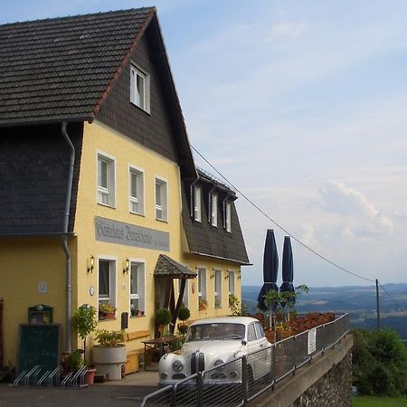 Gasthaus Zur Burgschaenke Aremberg Exterior foto