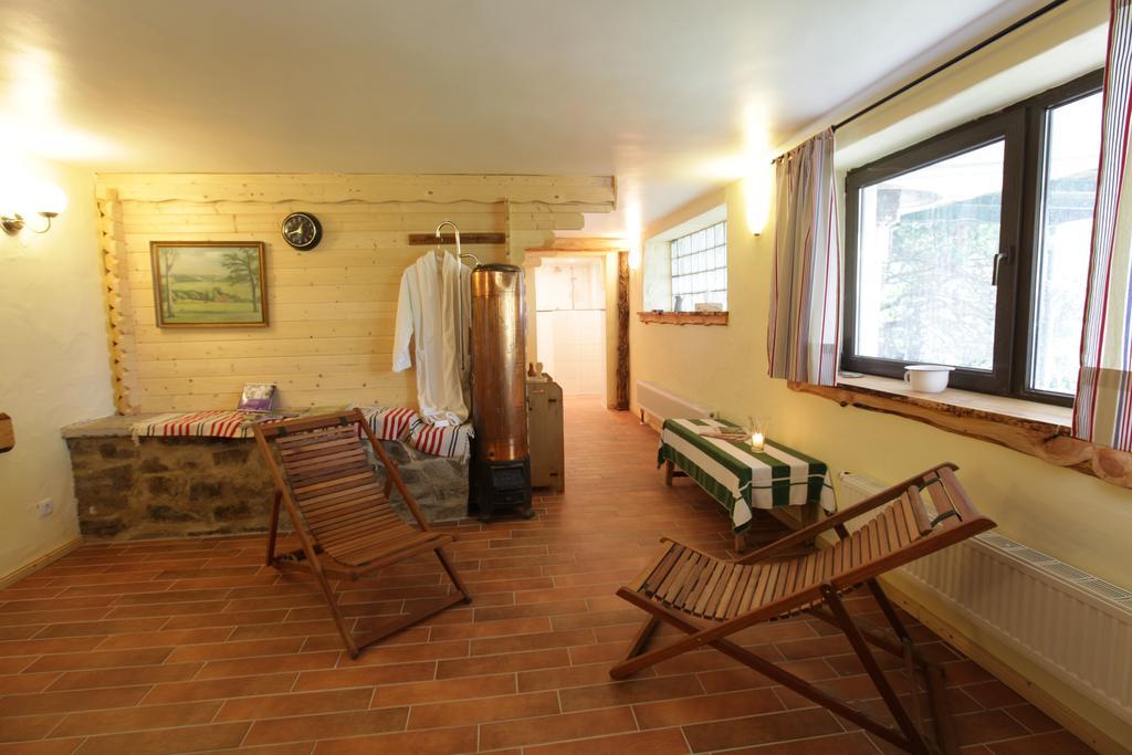 Gasthaus Zur Burgschaenke Aremberg Exterior foto