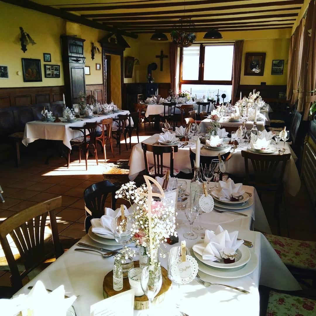 Gasthaus Zur Burgschaenke Aremberg Exterior foto
